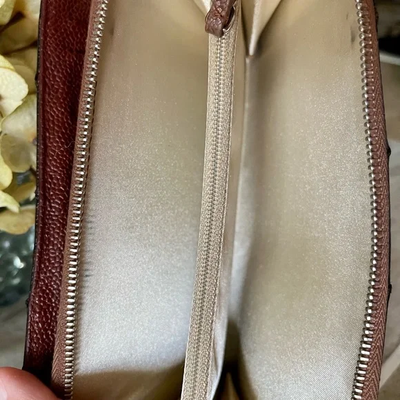 Chanel woc crossbody bag - Picture 8 of 10